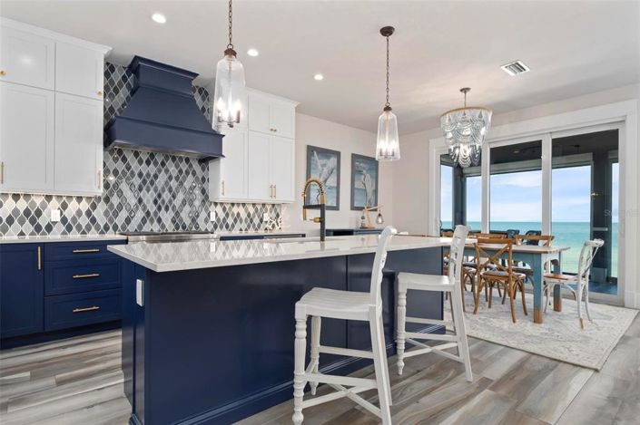 Image No.14-4 Bed Property for sale