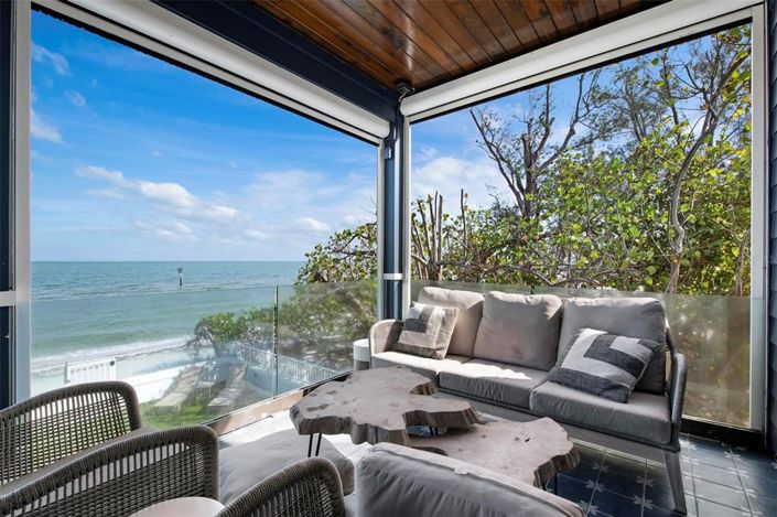 Image No.19-4 Bed Property for sale