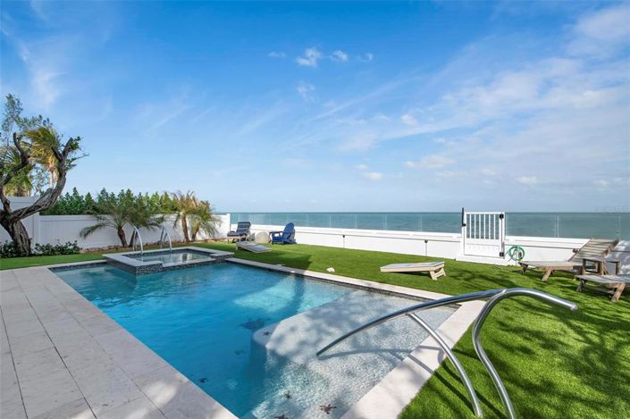 Image No.20-4 Bed Property for sale