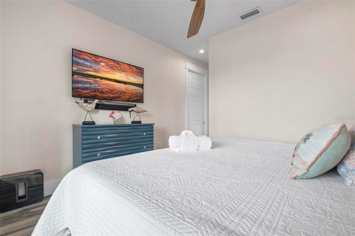 Image No.32-4 Bed Property for sale