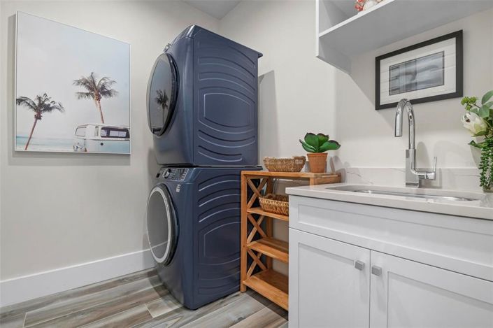 Image No.38-4 Bed Property for sale