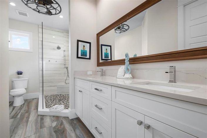 Image No.45-4 Bed Property for sale