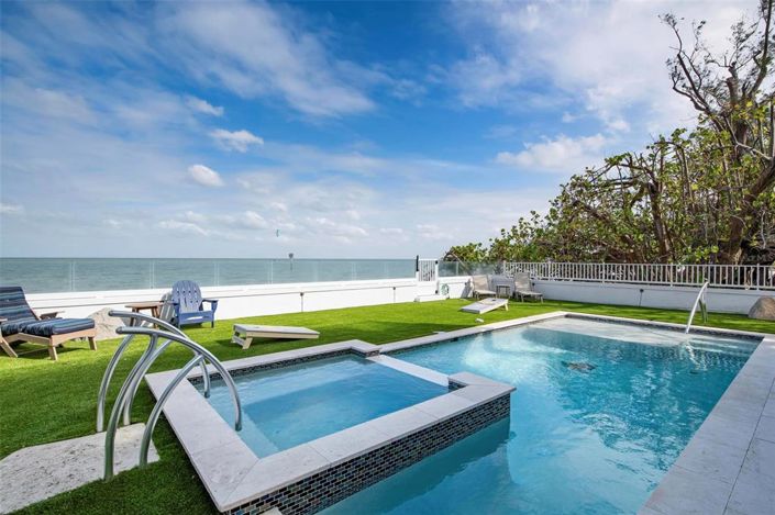 Image No.6-4 Bed Property for sale