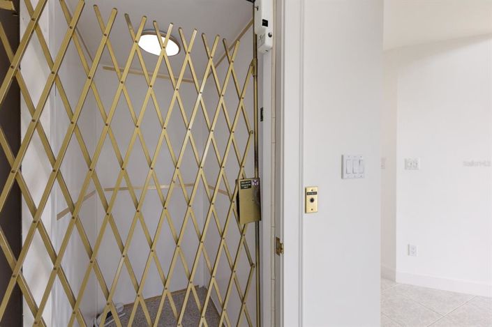 Image No.27-4 Bed Property for sale