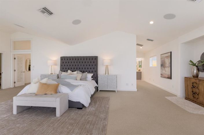 Image No.35-4 Bed Property for sale