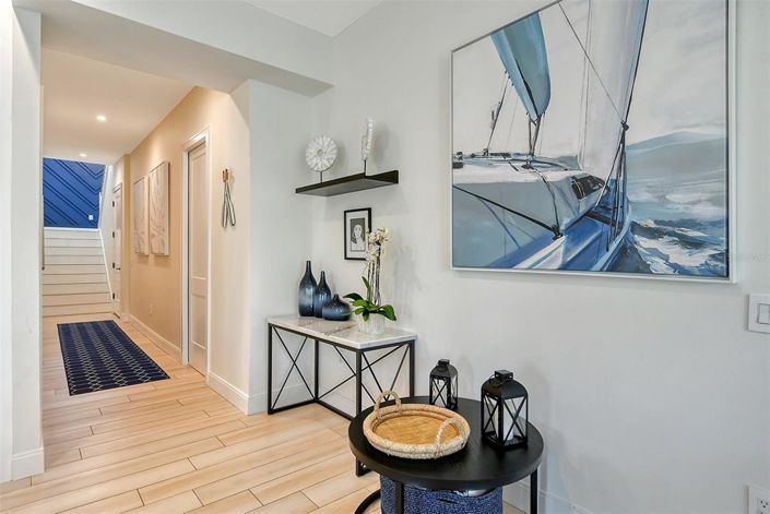 Image No.23-6 Bed Property for sale