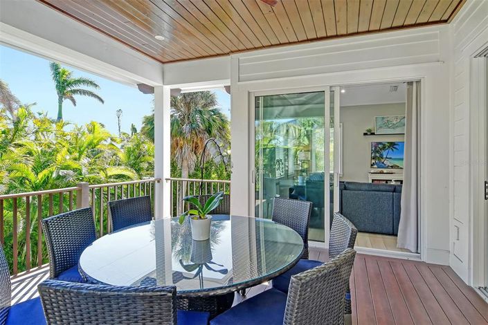 Image No.31-6 Bed Property for sale