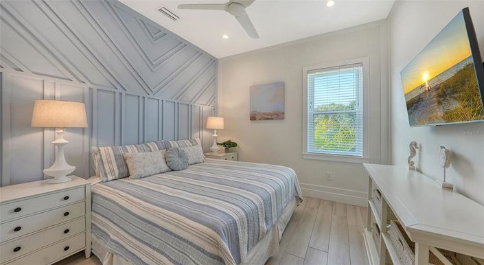 Image No.34-6 Bed Property for sale