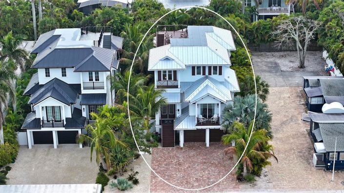 Image No.4-6 Bed Property for sale