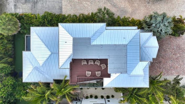 Image No.5-6 Bed Property for sale