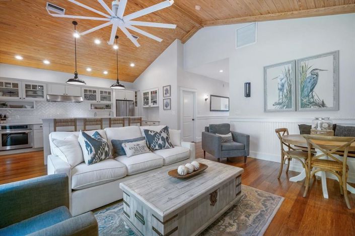 Image No.7-Propriété de 4 chambres à vendre à Holmes Beach