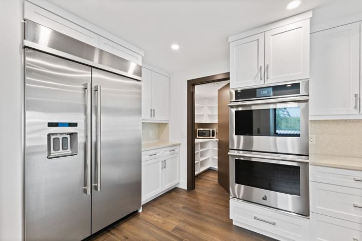 Image No.48-5 Bed Property for sale