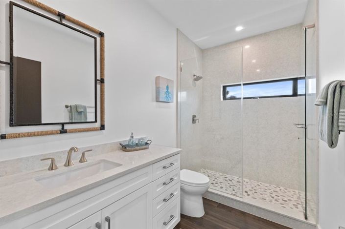 Image No.61-5 Bed Property for sale