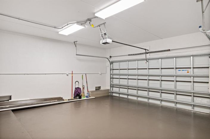 Image No.83-5 Bed Property for sale