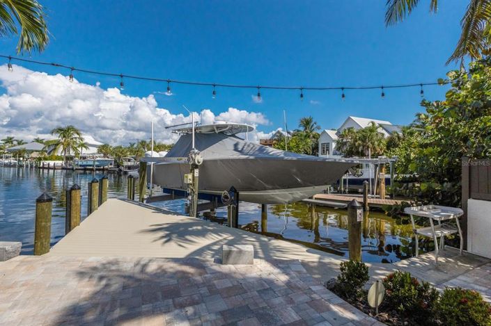 Image No.93-5 Bed Property for sale