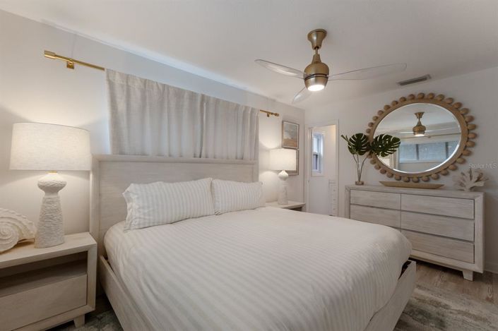 Image No.16-2 Bed Property for sale