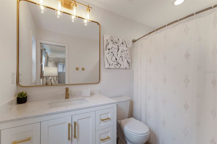 Image No.17-2 Bed Property for sale