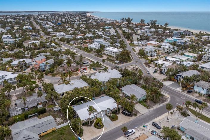 Image No.32-2 Bed Property for sale