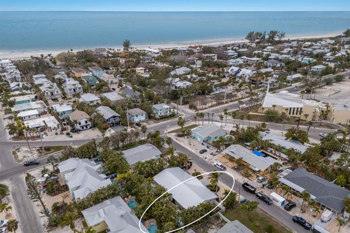 Image No.35-2 Bed Property for sale