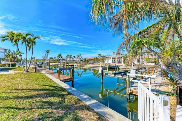 Image No.13-Propriété de 2 chambres à vendre à Holmes Beach