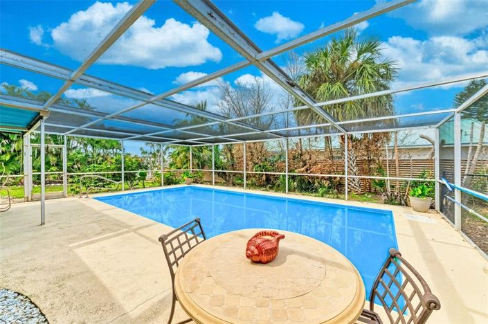 Image No.9-Propriété de 2 chambres à vendre à Holmes Beach