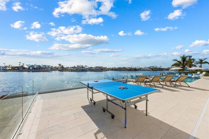 Image No.34-5 Bed Property for sale