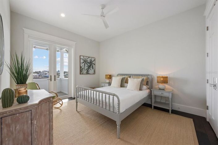 Image No.43-5 Bed Property for sale