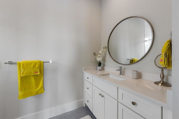 Image No.45-5 Bed Property for sale