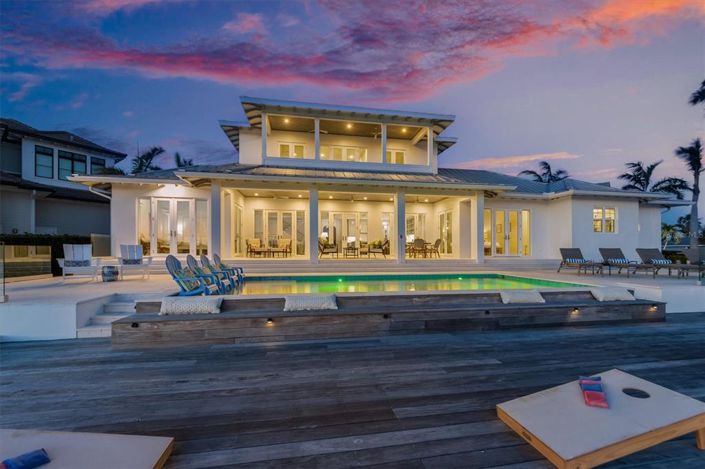 Image No.5-5 Bed Property for sale