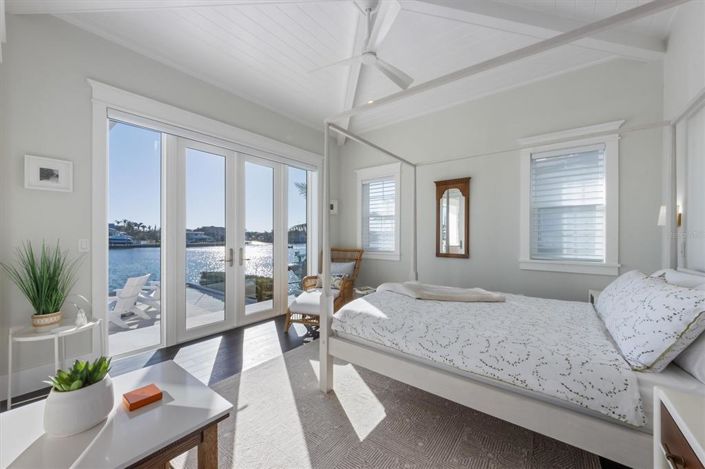 Image No.53-5 Bed Property for sale