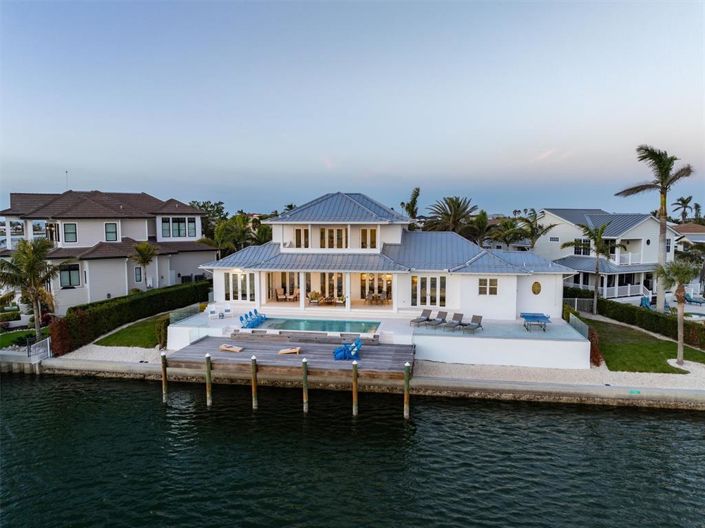 Image No.78-5 Bed Property for sale