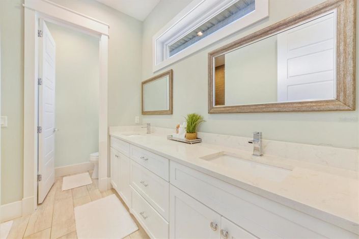 Image No.19-Propriété de 4 chambres à vendre à Anna Maria