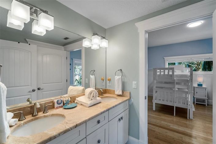 Image No.18-Propriété de 6 chambres à vendre à Holmes Beach