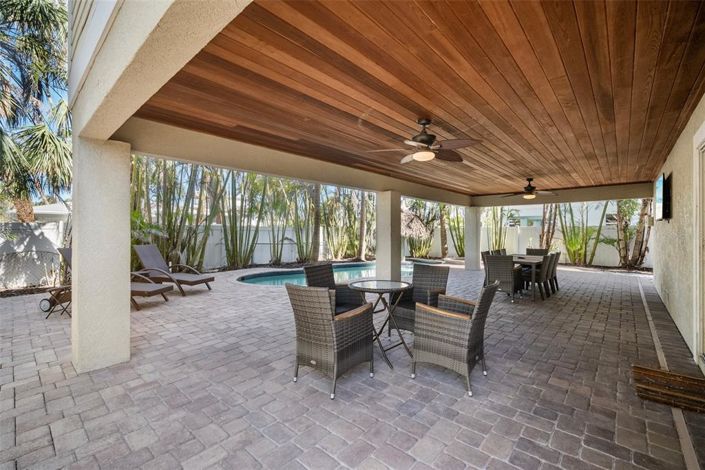 Image No.31-Propriété de 6 chambres à vendre à Holmes Beach