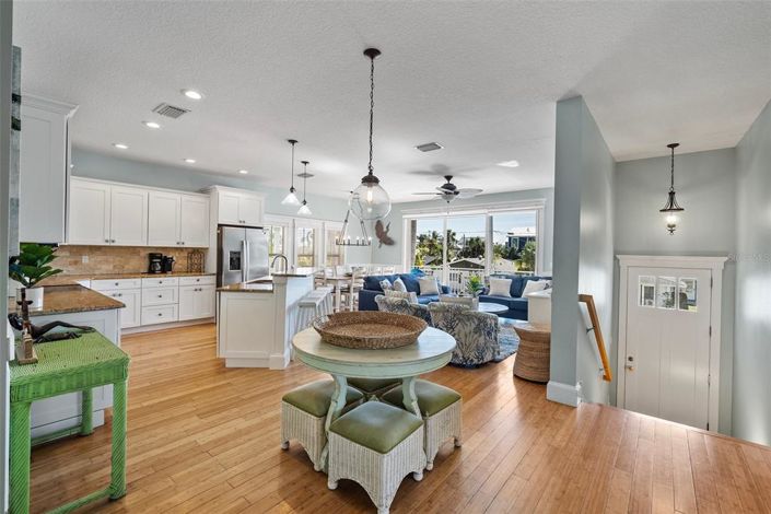 Image No.5-Propriété de 6 chambres à vendre à Holmes Beach