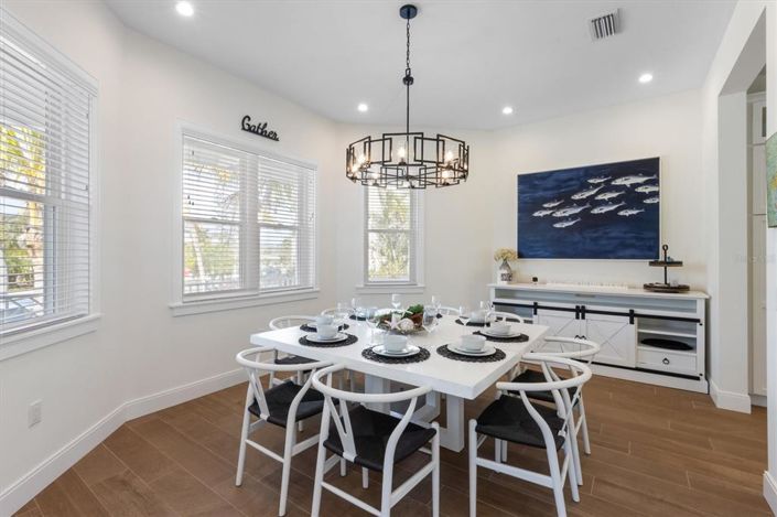 Image No.5-Propriété de 4 chambres à vendre à Holmes Beach