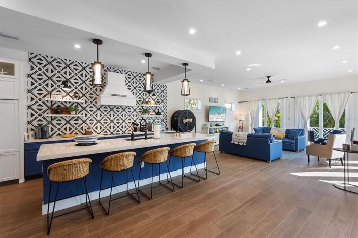 Image No.6-Propriété de 4 chambres à vendre à Holmes Beach