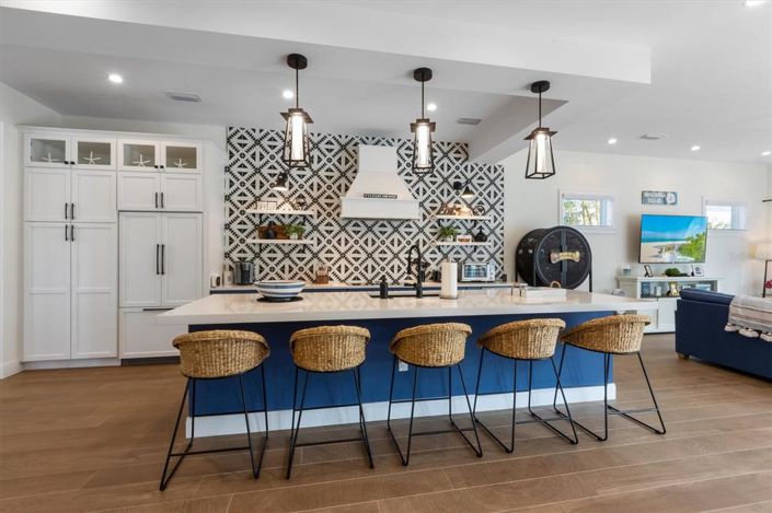 Image No.7-Propriété de 4 chambres à vendre à Holmes Beach