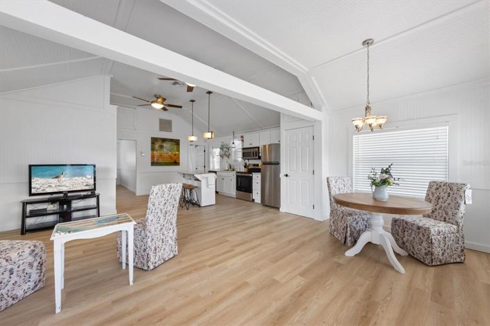 Image No.8-Propriété de 2 chambres à vendre à Bradenton Beach