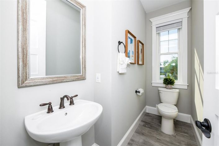 Image No.14-7 Bed Property for sale