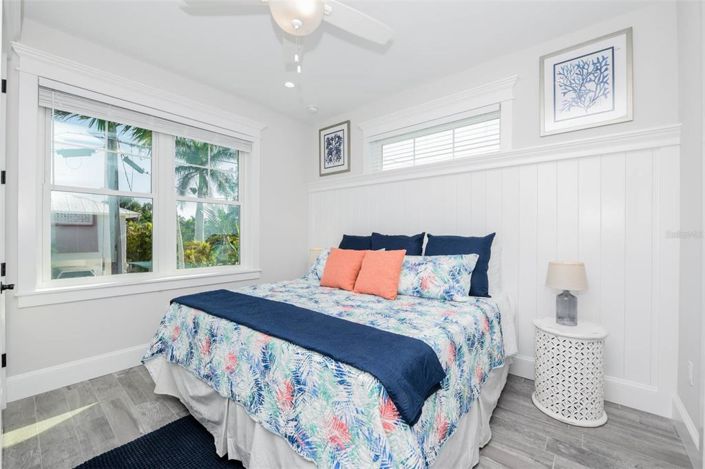 Image No.19-7 Bed Property for sale