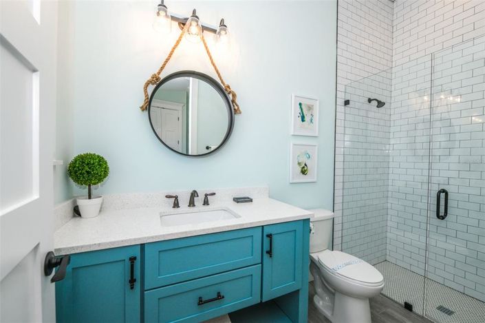 Image No.27-7 Bed Property for sale