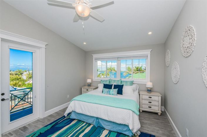 Image No.28-7 Bed Property for sale