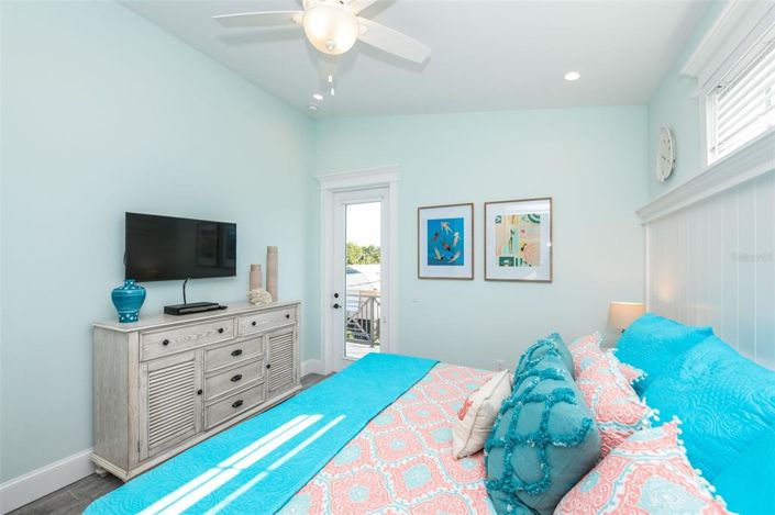 Image No.32-7 Bed Property for sale