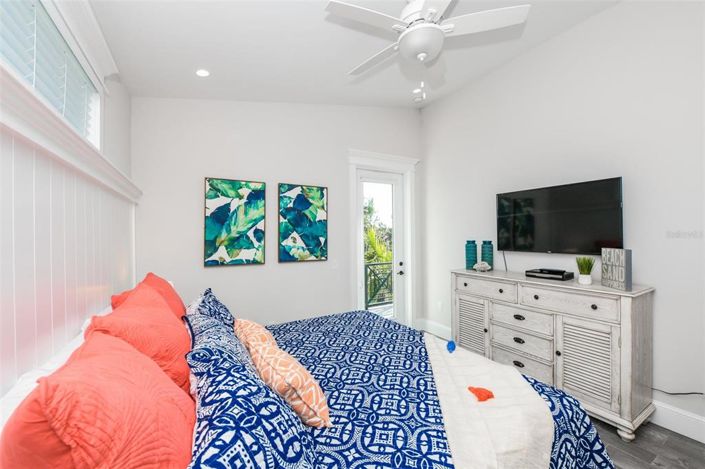 Image No.36-7 Bed Property for sale