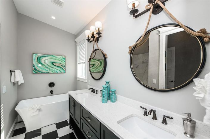 Image No.39-7 Bed Property for sale