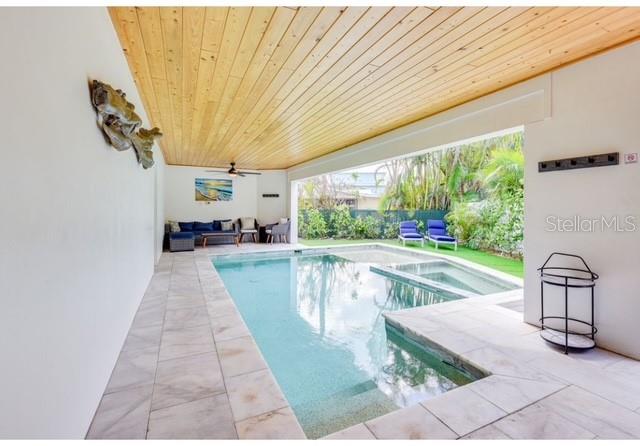 Image No.57-4 Bed Property for sale