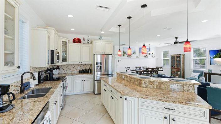 Image No.6-Propriété de 5 chambres à vendre à Holmes Beach