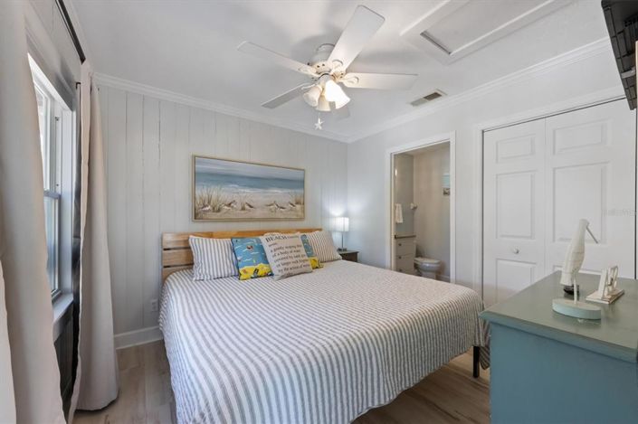 Image No.17-2 Bed Property for sale