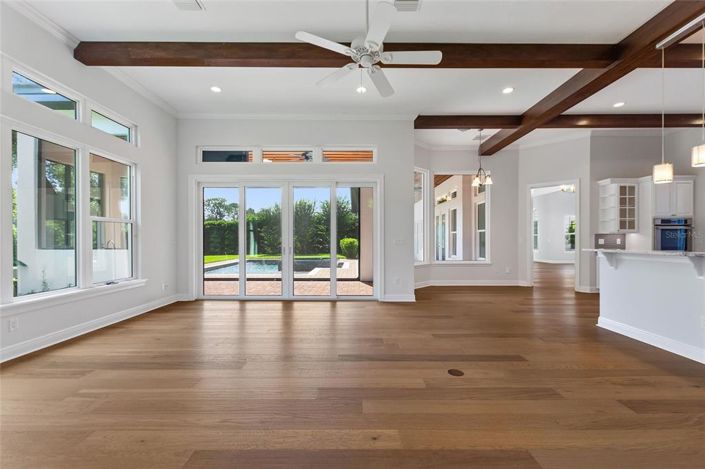 Image No.18-5 Bed Property for sale